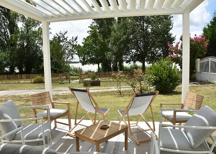 Prázdninový dům Secret De La Corniche Bayon-Sur-Gironde